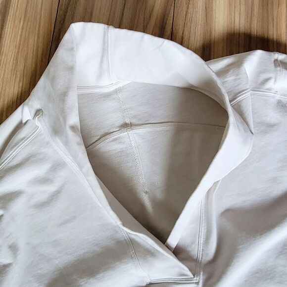 Lululemon LA Oversized Long Sleeve V-neck Hi Low Tunic Pullover in White Opal - Picture 8 of 13